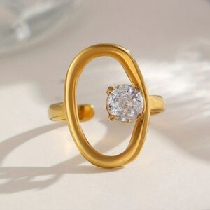 Elegant Gold Ring with Crystal Accent